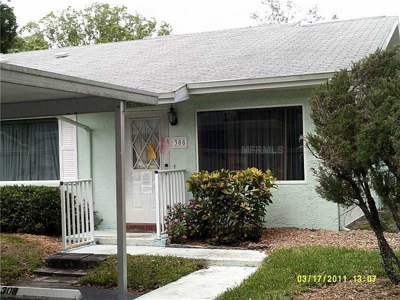 2nd image of 308 Gloucester Blvd