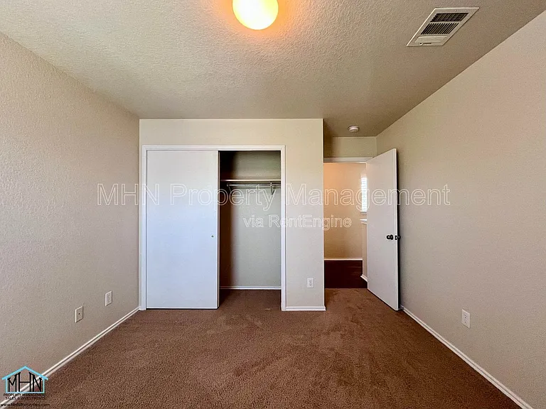 127 Booker Palm — Photo 16