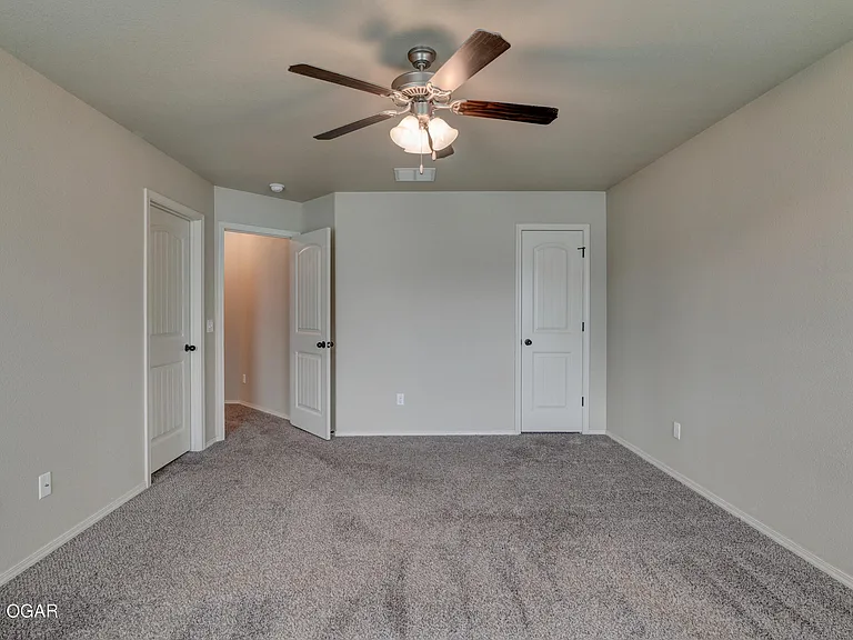 2531 Virginia Ave — Photo 11
