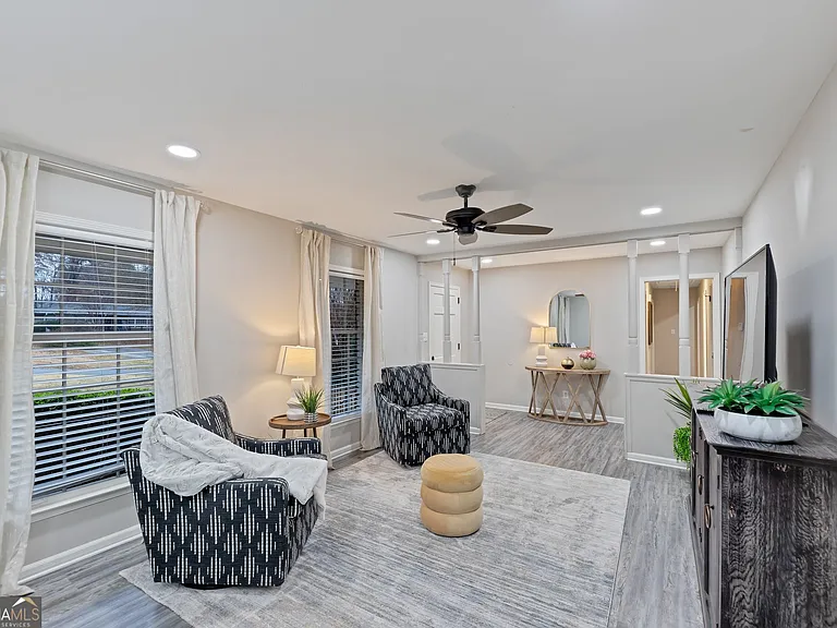 2984 Blackberry Ln — Photo 12