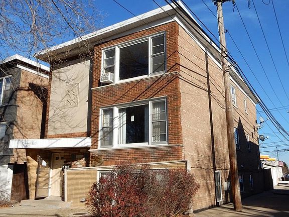 3rd image of 5511 S Komensky Ave #1