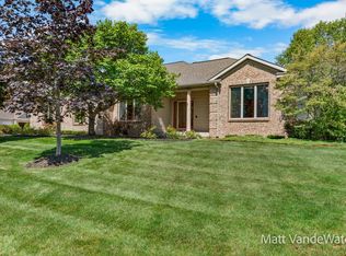 8102 Park West Dr, Jenison, MI 49428