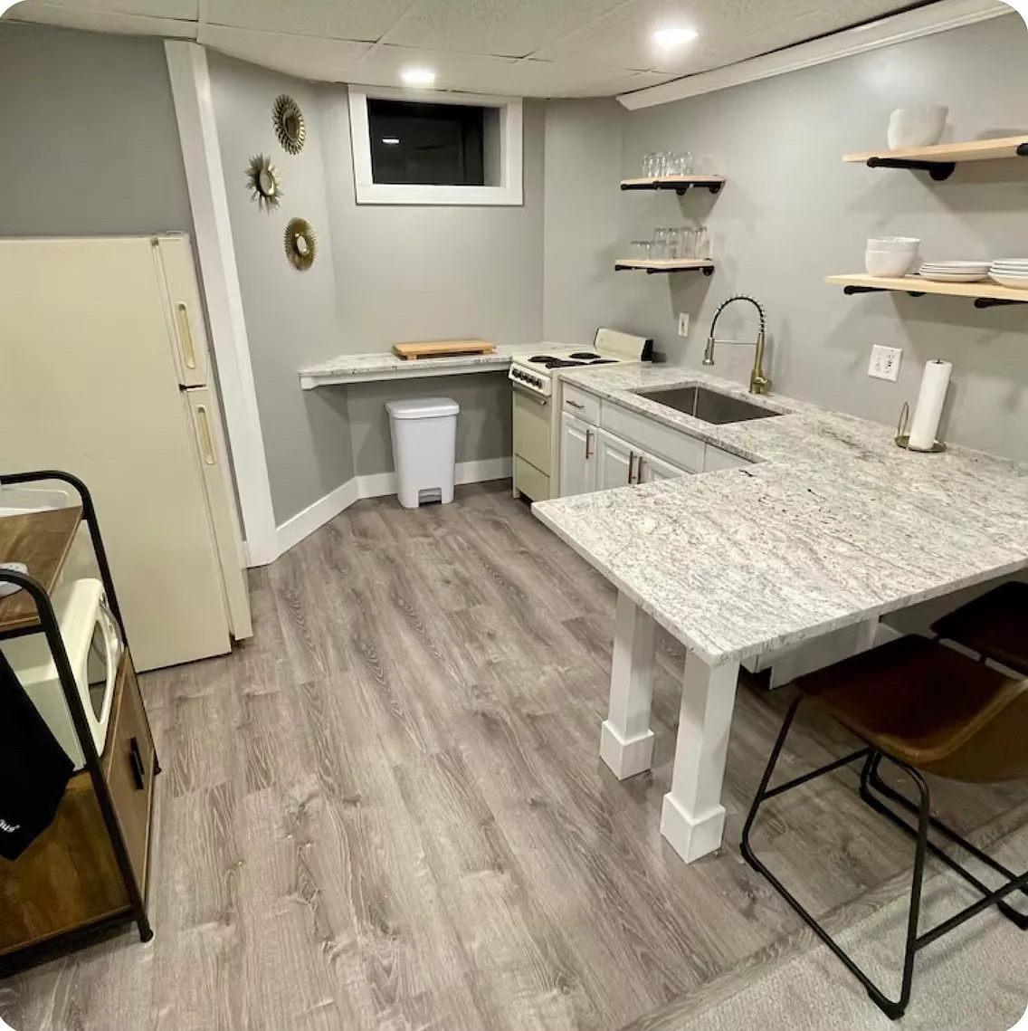 1 bed, 800 sqft, $1,800 — Photo 3