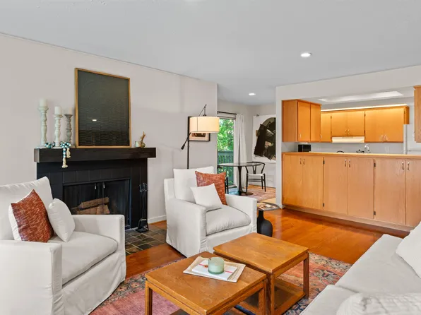 305 2nd St NW APT A, Charlottesville, VA 22902