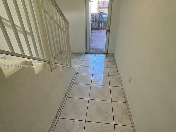 3rd image of 17346 NW 74th Ave APT 201