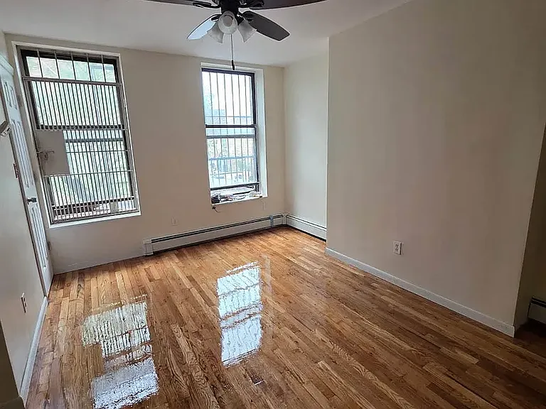 2179 3rd Ave #3 — Photo 4