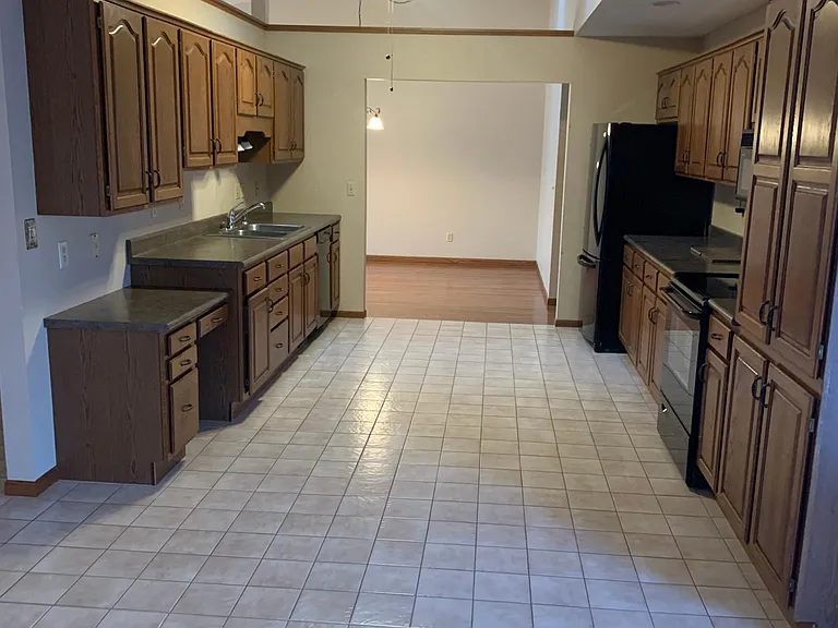 3610 S Kris Dr — Photo 6