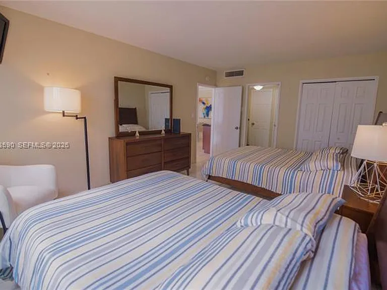 5151 Collins Ave #428 — Photo 15