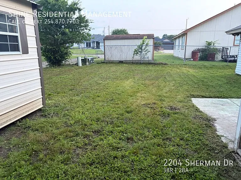 2204 Sherman Dr — Photo 23