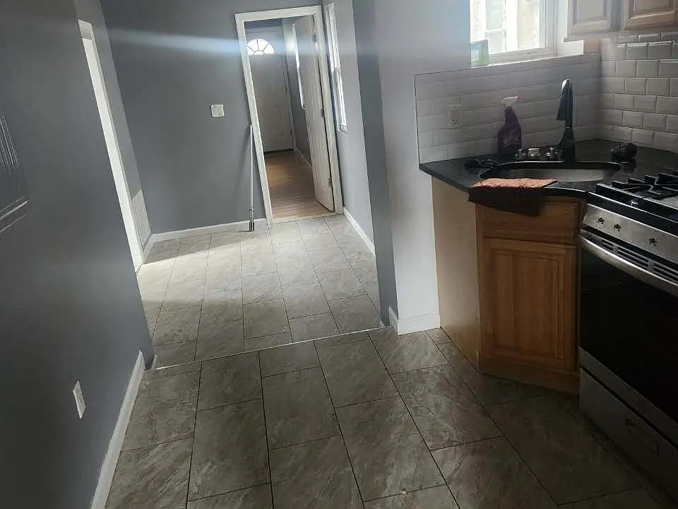 1606 W Susquehanna Ave #3