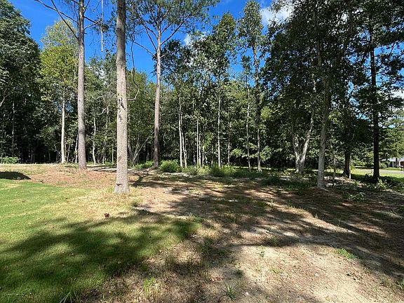 4th image of 456 Pope Rd