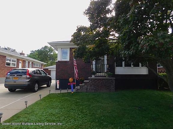 2nd image of 208 Hull Ave