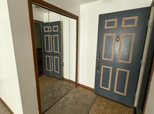 2023 Porte De Leau Ct #205, Highland, IN 46322