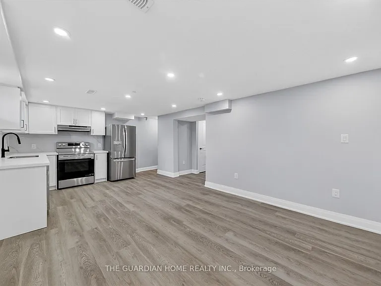 64 Gatineau St #BASEMENT — Photo 6