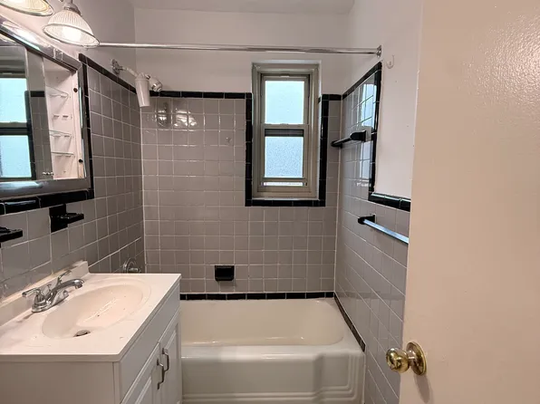 1010 Sherman Avenue image 17 of 23