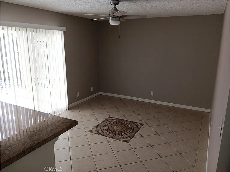 37623 Lilacview Ave — Photo 7