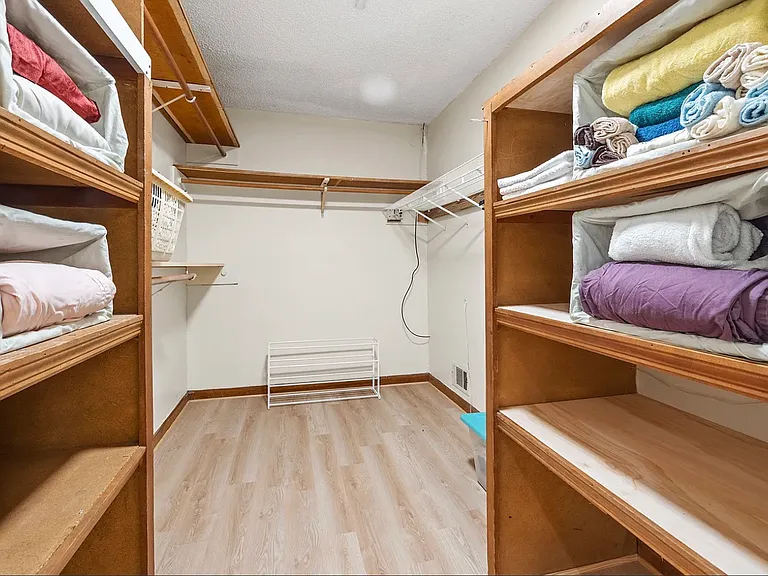 500 Hickory Hills Trl — Photo 15