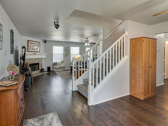 2nd image of 9616 Orinda Dr
