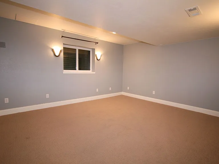 12240 Lazy H Way — Photo 21
