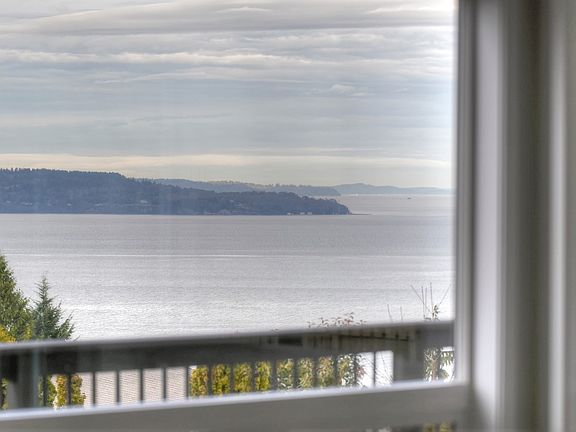 Captivate Your Guests!!