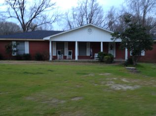 4549 Raymond Rd, Jackson, MS 39212