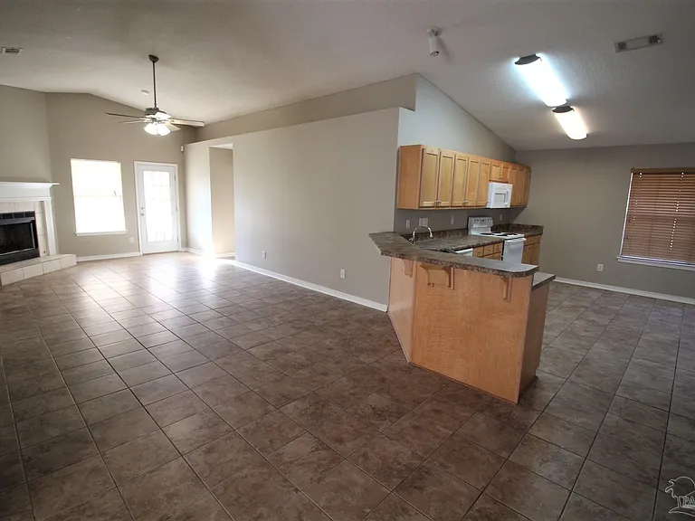 6533 Key West Rd — Photo 5