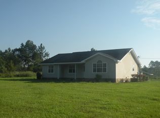 499 Minchew Rd, Douglas, GA 31533