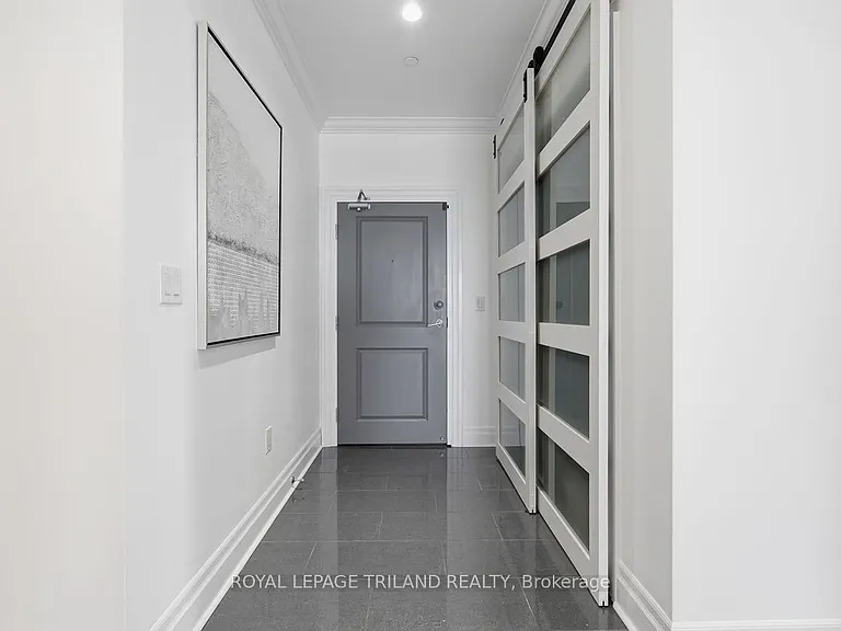 240 Villagewalk Blvd #1403 — Photo 3