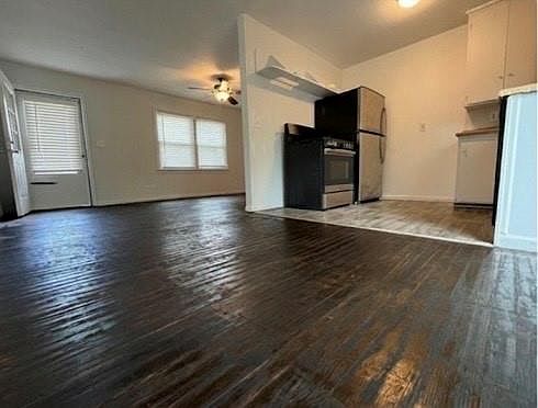 4th image of 6714 Richmond Ave
