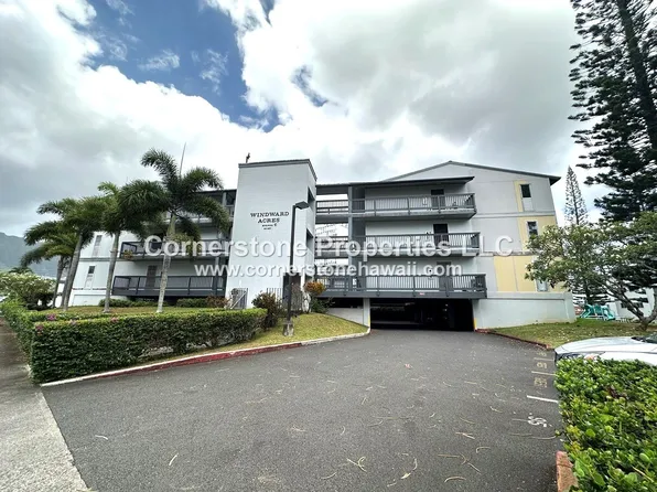 46-267 Kahuhipa St, Kaneohe, HI