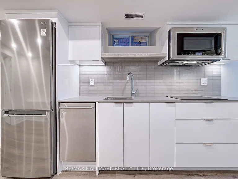 924 Broadview Ave #B — Photo 5