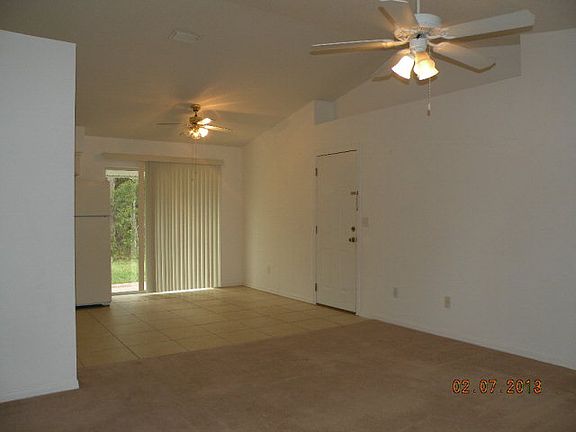 4th image of 12 Burgess Pl