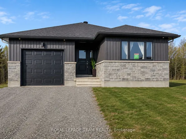 181 Seabert Dr, Arnprior, ON K7S 0H9