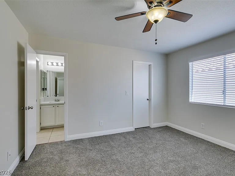 8316 Monico Valley Ct — Photo 18