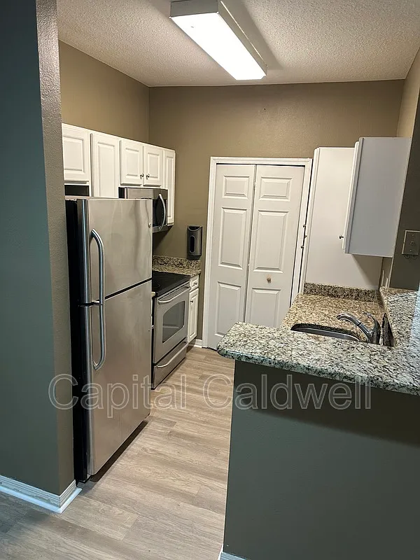 1 bed, 1.0 bath, 598 sqft, $1,500 — Photo 4