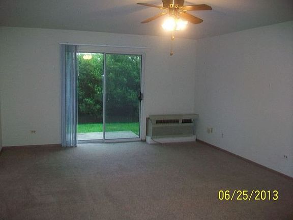 3rd image of 963 Charlela Ln