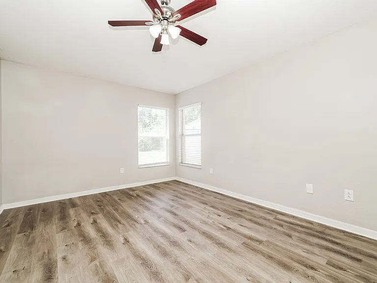 416 Sangria Dr — Photo 8