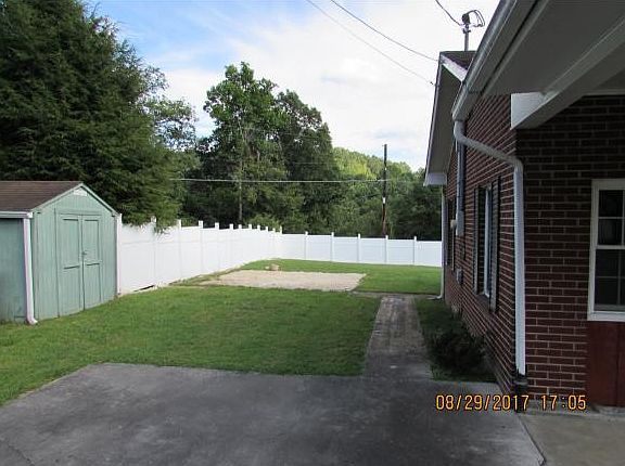 5th image of 341 Phipps Cir