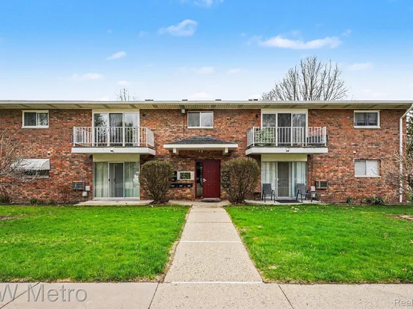 15048 Fairfield St, Livonia, MI 48154
