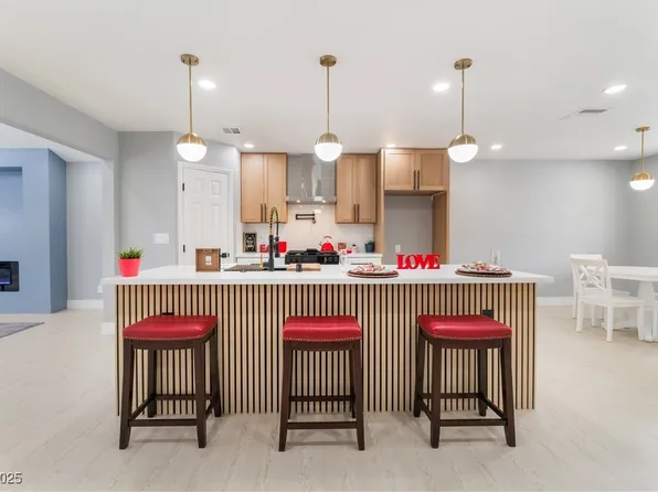 4986 Palmyra Ave, Las Vegas, NV 89146