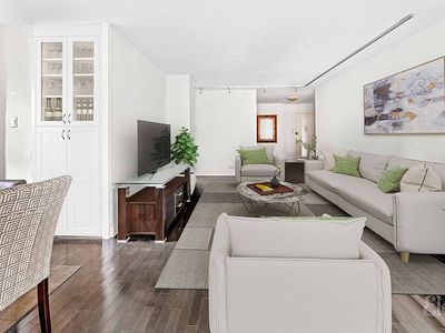 300 E 40th St APT 17K, New York, NY, 10016