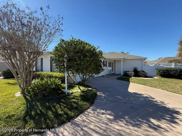 17760 SE 91st Freedom Ct, The Villages, FL 32162