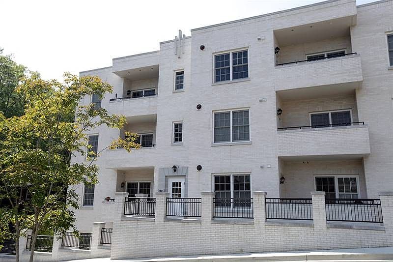 1st image of 229 N Thomas St Unit 103
