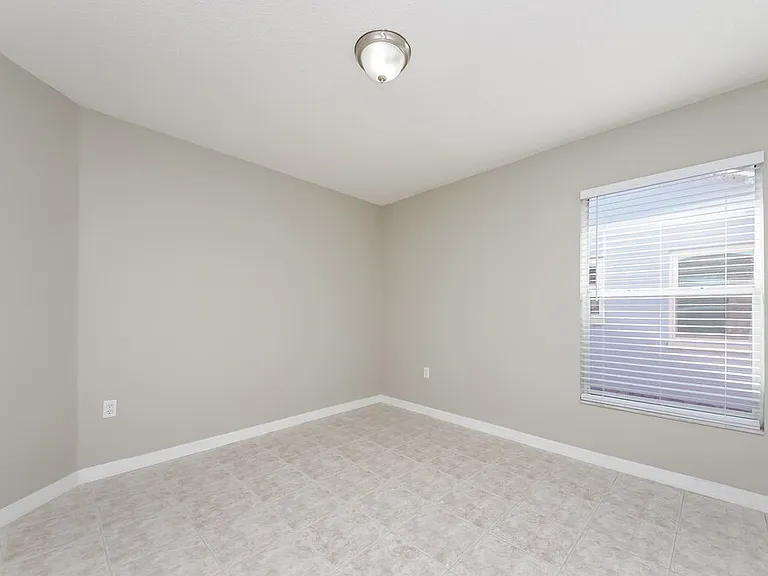 4616 Falcon Ave — Photo 13