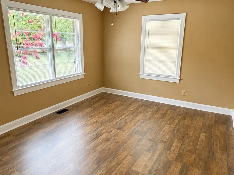 2622 Red Oak Rd — Photo 7