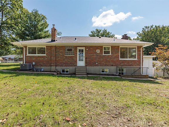 2nd image of 9301 Meister Ln