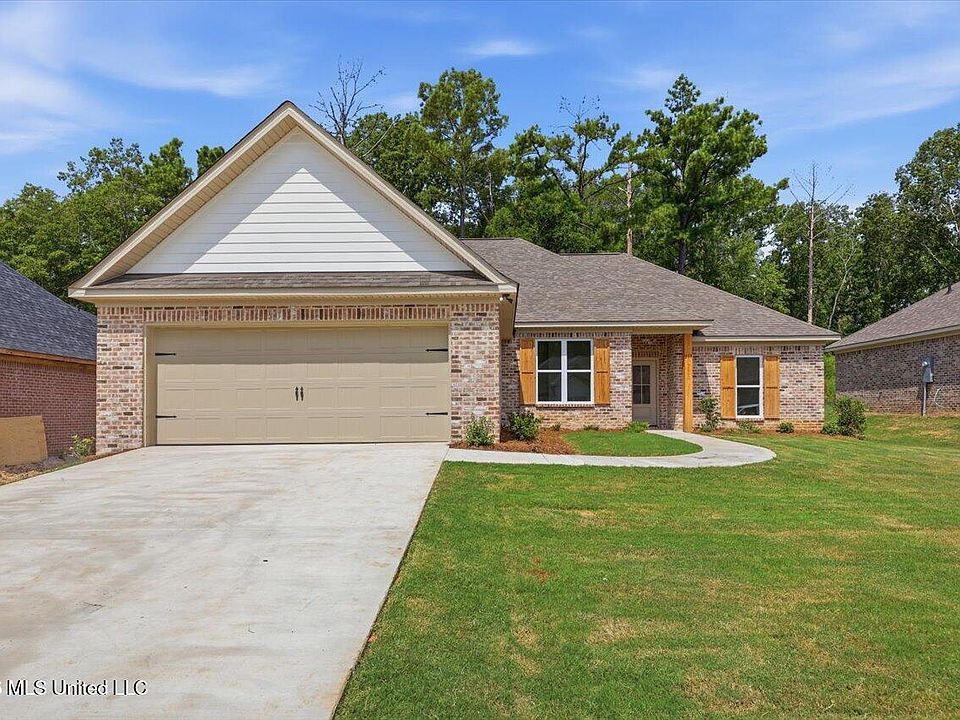 1st image of 218 Anderson Oaks Dr