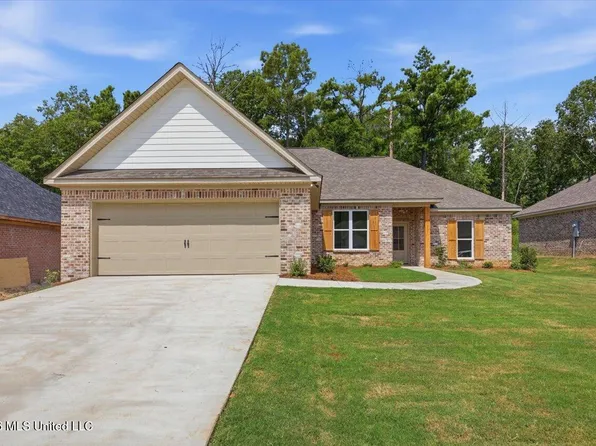 218 Anderson Oaks Dr, Pearl, MS 39208