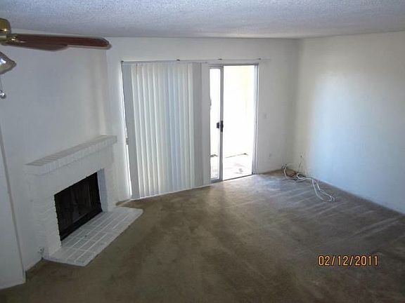 3rd image of 391 G St APT 7