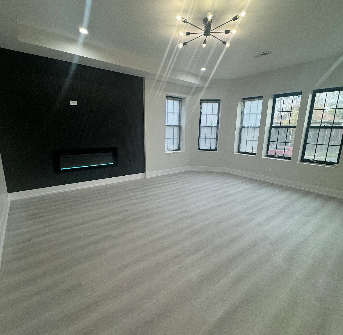 2 bed, 1300 sqft, $1,850 — Photo 1